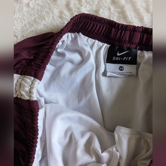 Mississippi State Nike Shorts - Picture 8 of 10